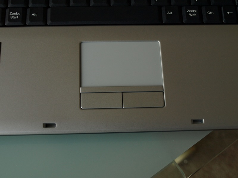 Illustration for article titled Hands On: Zonbu's Data Syncing Linux Notebook